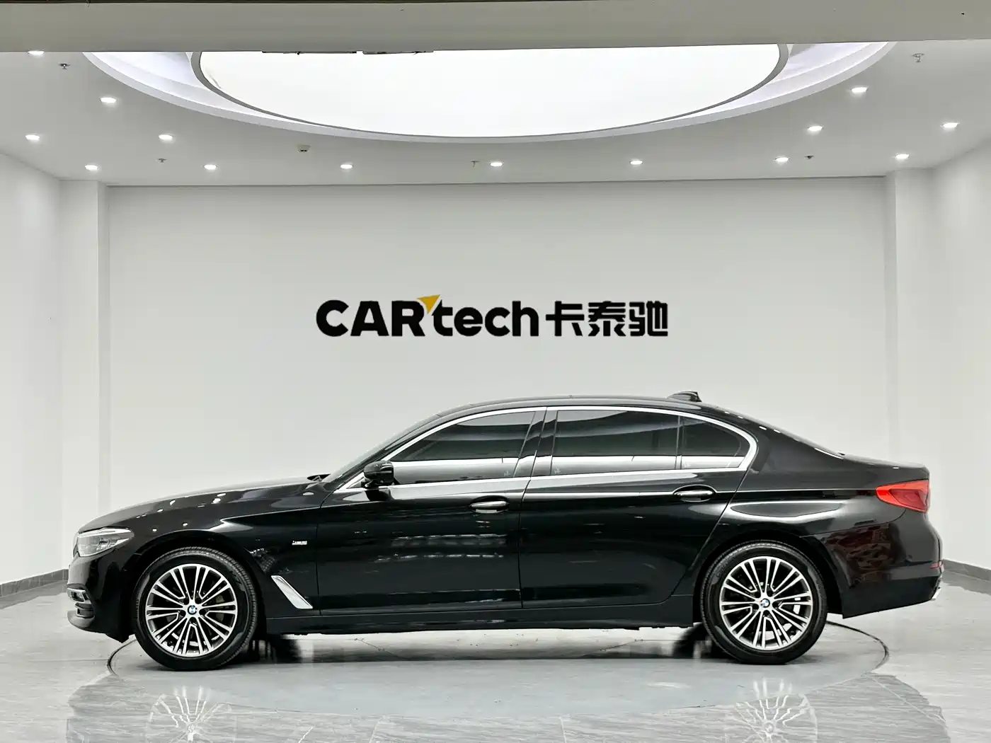 BMW 5 Series 2018 Facelift 530Li Exclusive Luxury Package фото 5