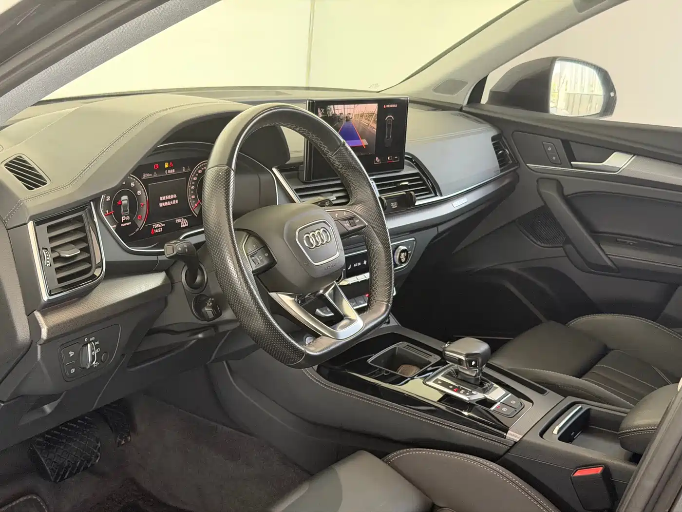 Audi Q5L 2022 Facelift 45T Luxury Dynamic фото 7