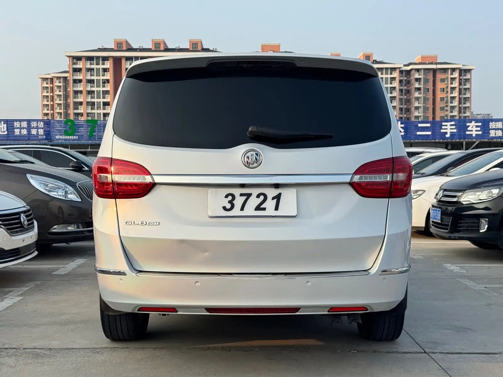 Фото 5 - Buick GL8