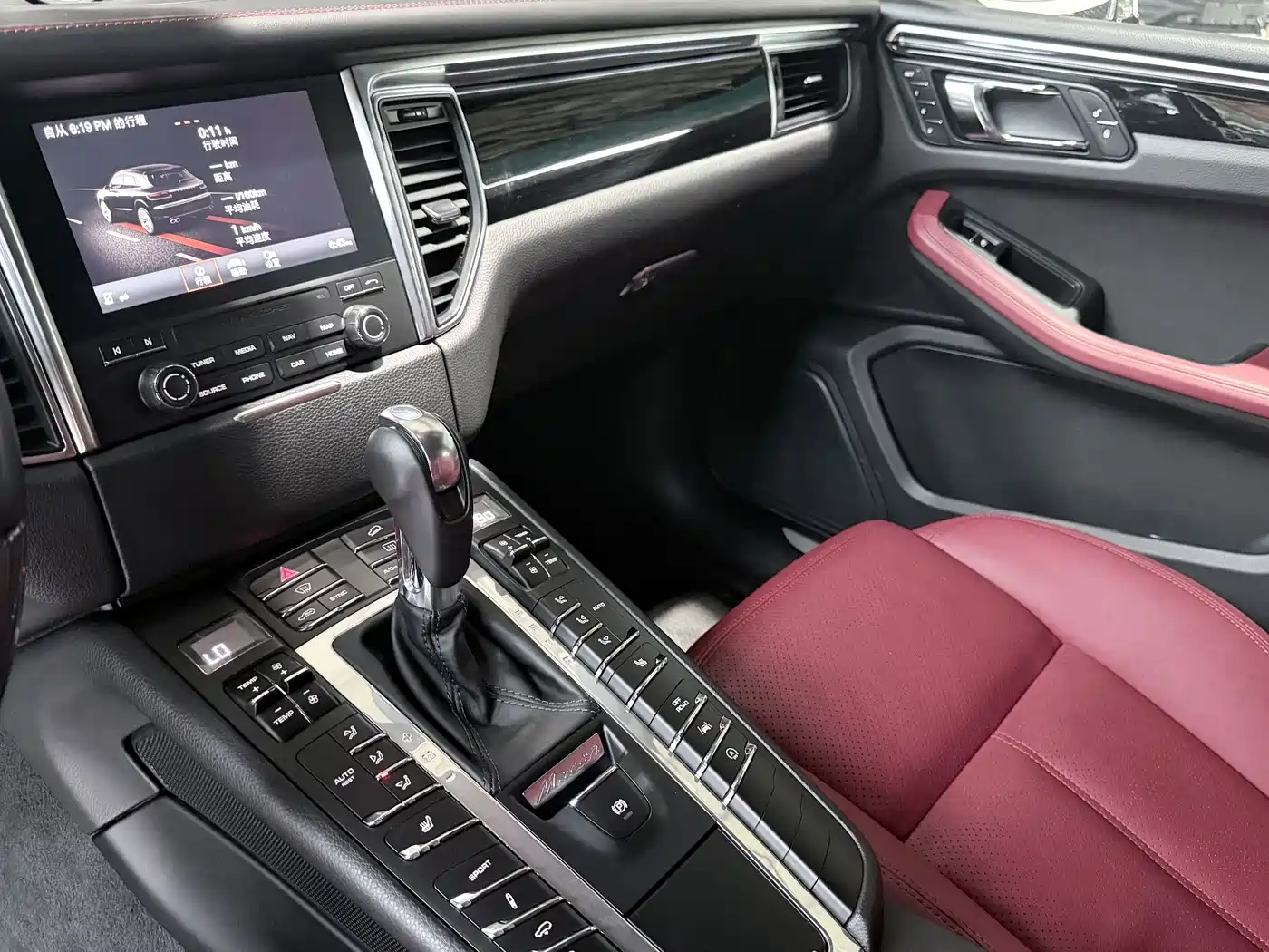 Porsche Macan 2017 Macan S 3.0T фото 4