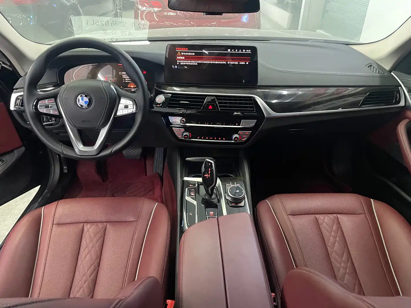 Фото 17 - BMW 5 Series