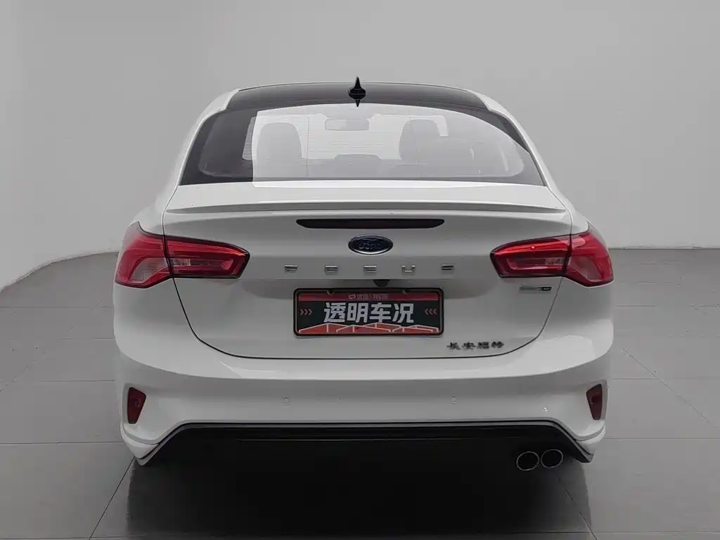 Фото 4 - Ford Focus