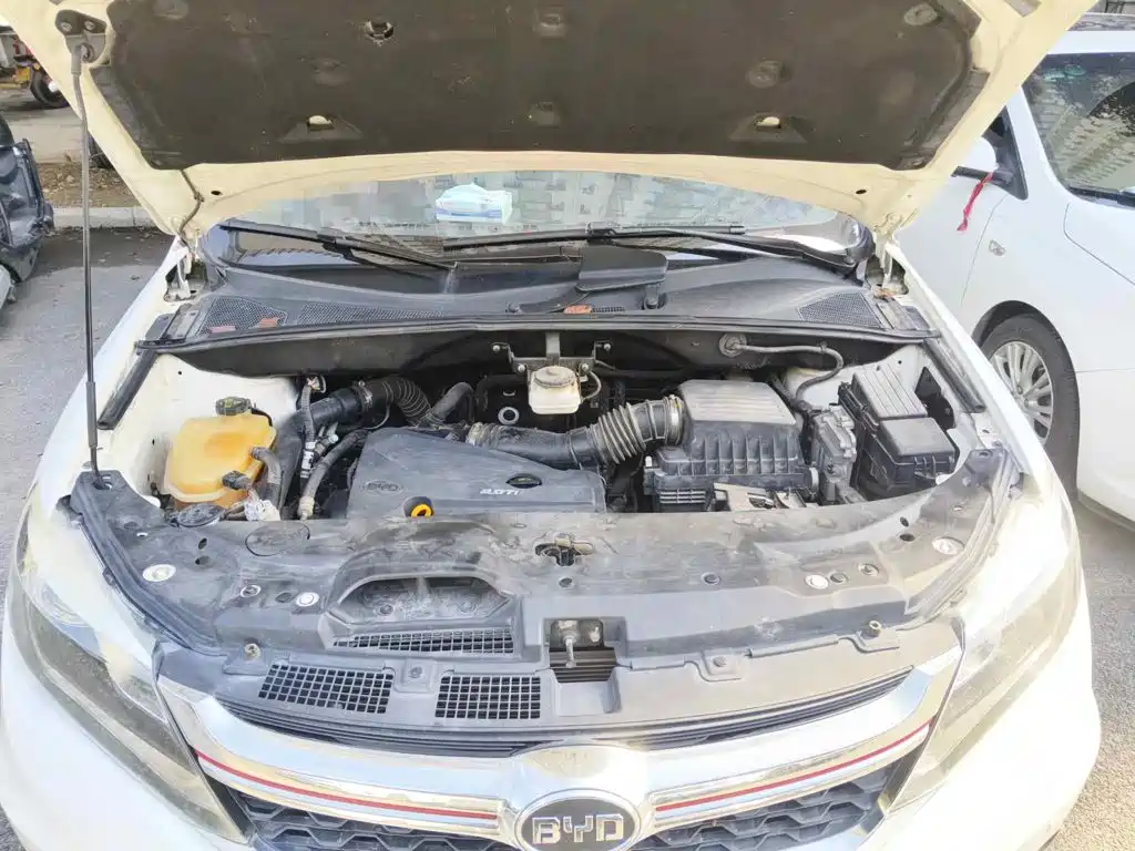 BYD S7 2019 2017 2.0T Auto Luxury