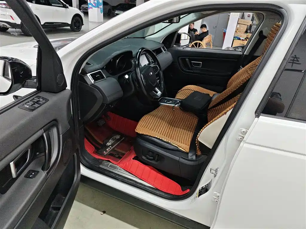 Land Rover Discovery Sport 2019 240PS PURE Edition China VI фото 12