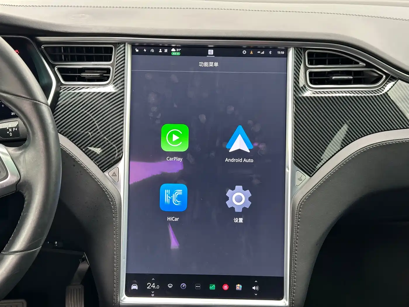 Фото 10 - Tesla Model X