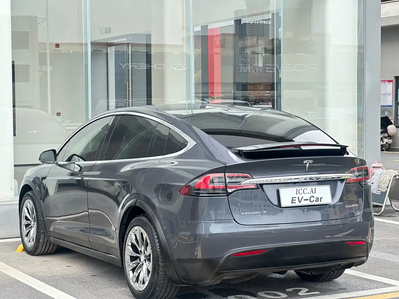 Фото 15 - Tesla Model X