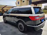 Фото 3 - Lincoln Navigator