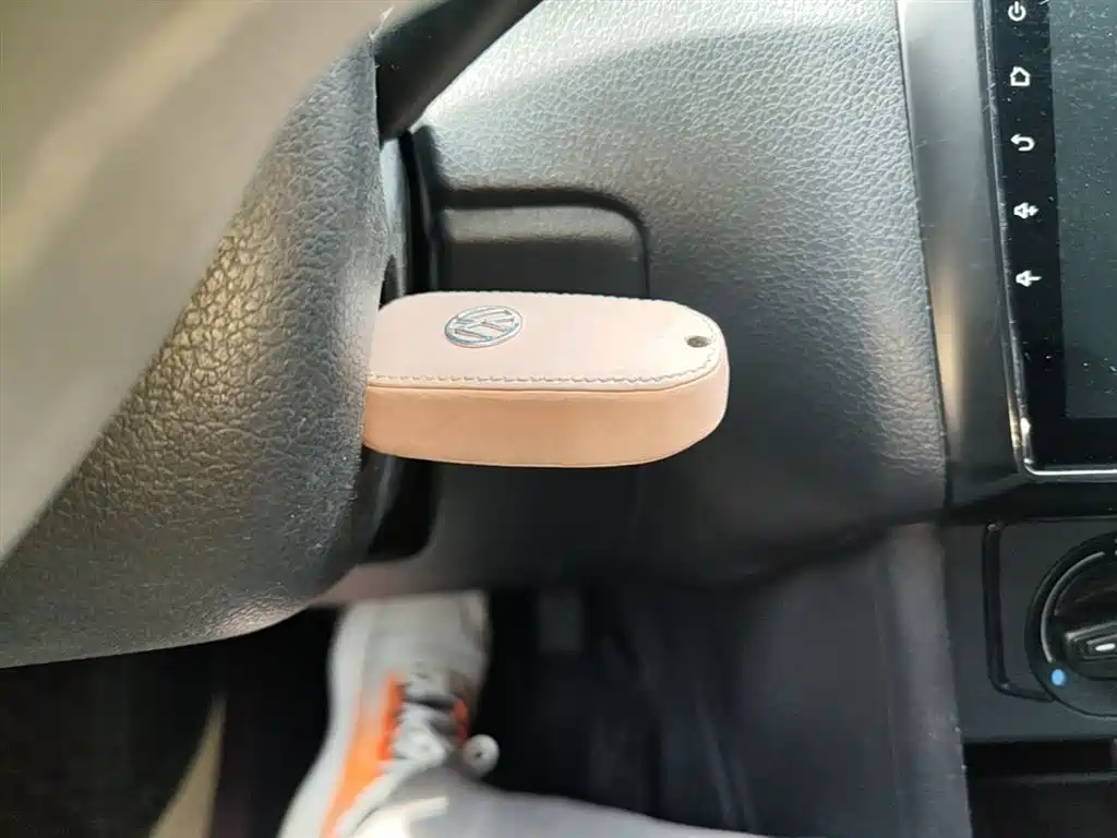 Volkswagen Polo 2018 1.5L Auto Safe Drive фото 8