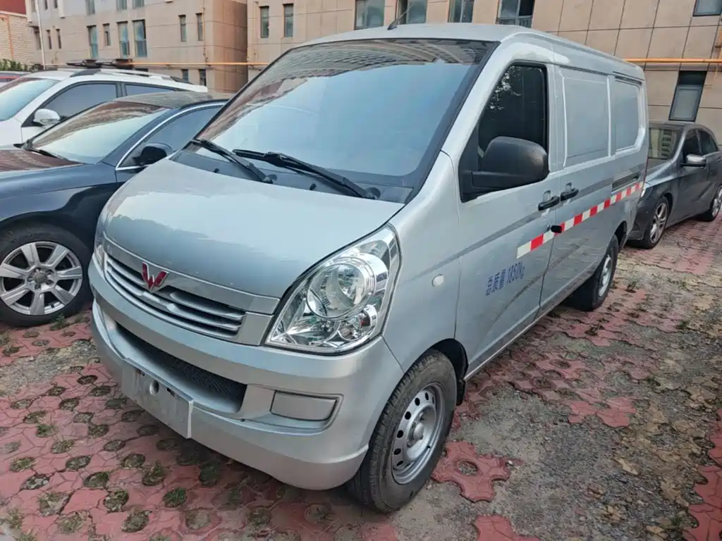 Wuling Motors Wuling Rongguang S 2023 2021 Model 1.2L Basic Enclosed Van 2-Seater LSI