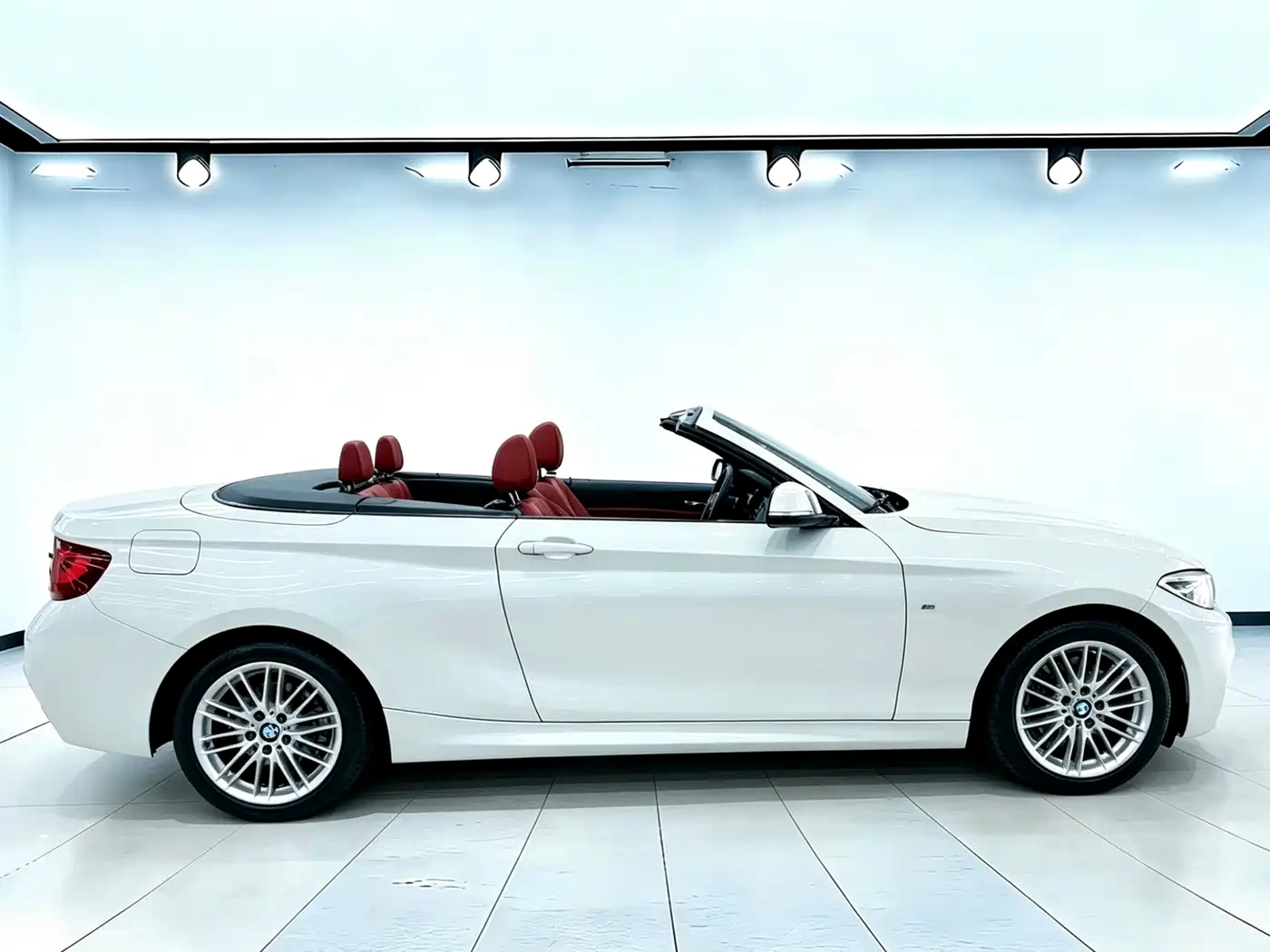 BMW 2 Series (Import) 2015 220i Convertible Coupe M Sport фото 6
