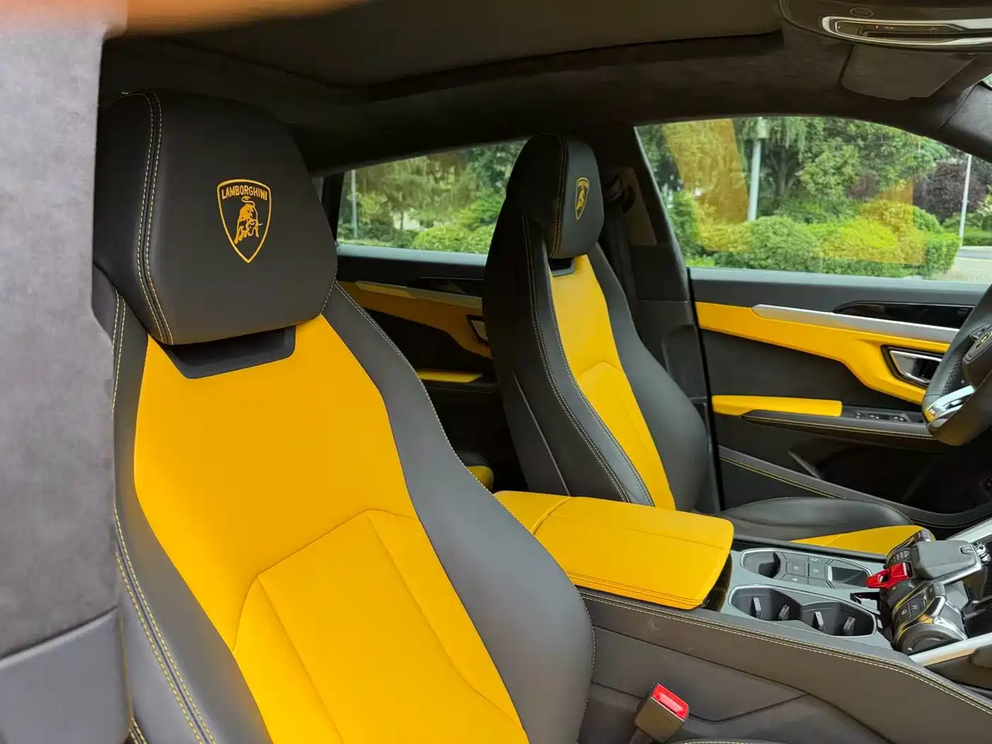 Lamborghini Urus 2021 4.0T V8 фото 16