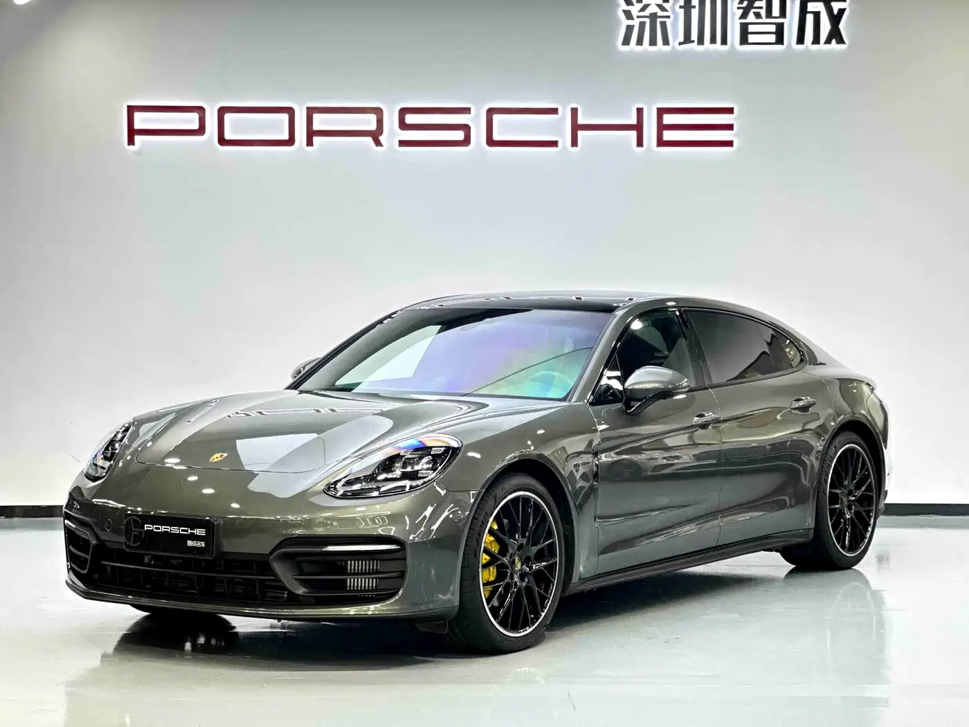 Porsche Panamera 2023 Panamera Executive Long Wheelbase Platinum Edition 2.9T