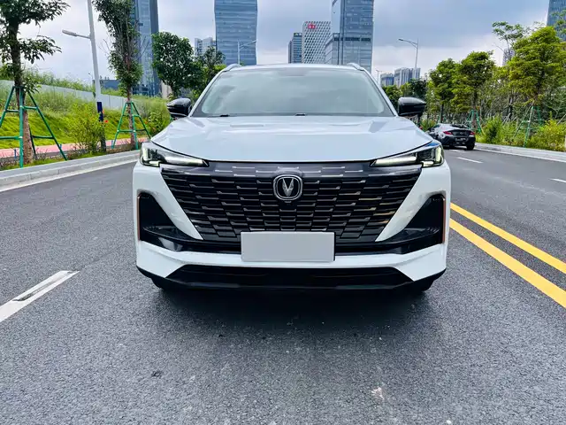 Changan CS55 PLUS 2022 2nd Generation 1.5T DCT Premium — фото 2