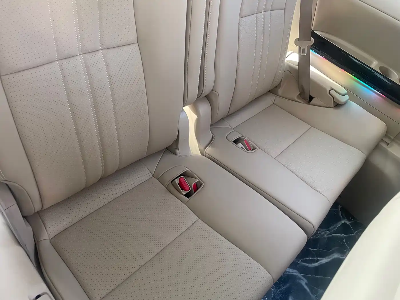 Toyota Alphard 2012 3.5L Luxury Edition фото 10