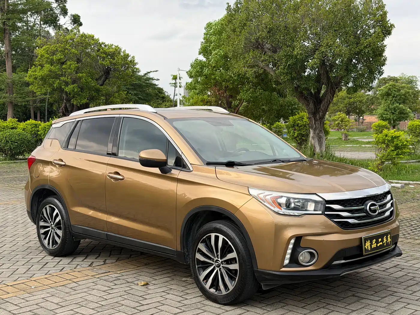 GAC Trumpchi Trumpchi GS4 2015 200T G-DCT Luxury Edition фото 2