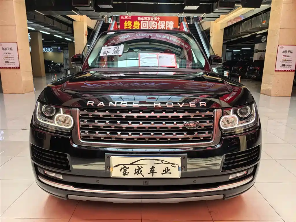 Land Rover Range Rover 2017 3.0 SC V6 Golden Age Edition фото 2