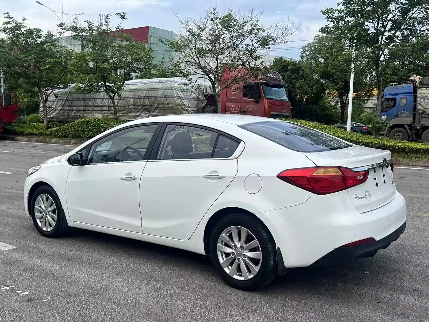 Kia K3 2015 1.6L Manual GLS фото 5