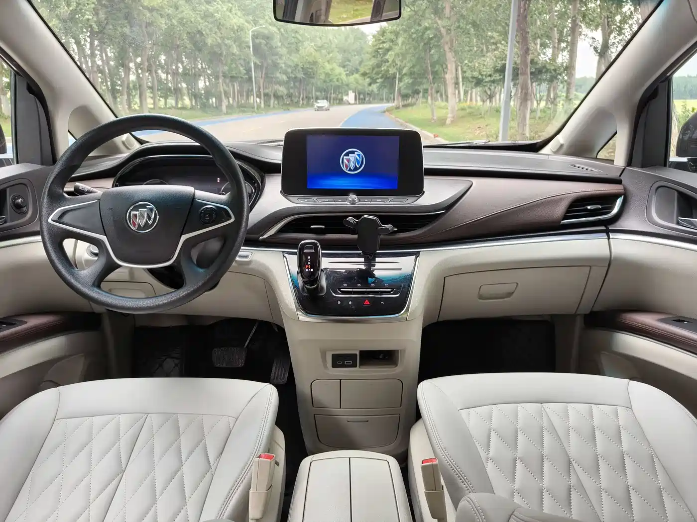 BUICK GL8