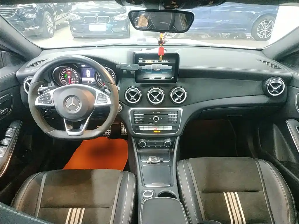 Mercedes-Benz CLA (Import) 2017 CLA 220 4MATIC Polar Limited Edition фото 6