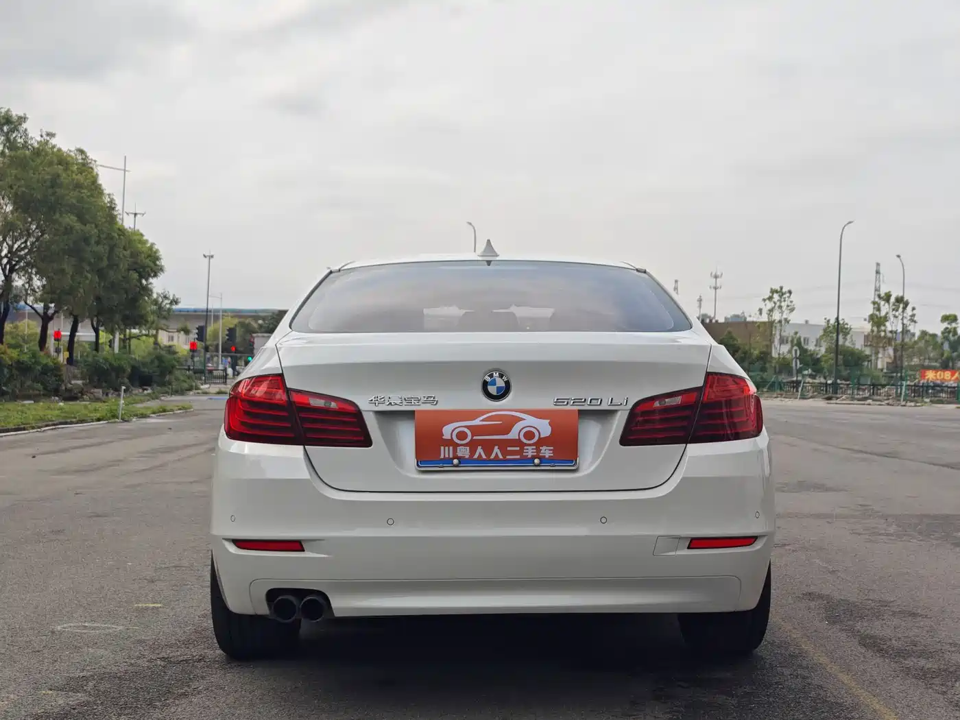BMW 5 Series 2017 520Li Classic Edition фото 5