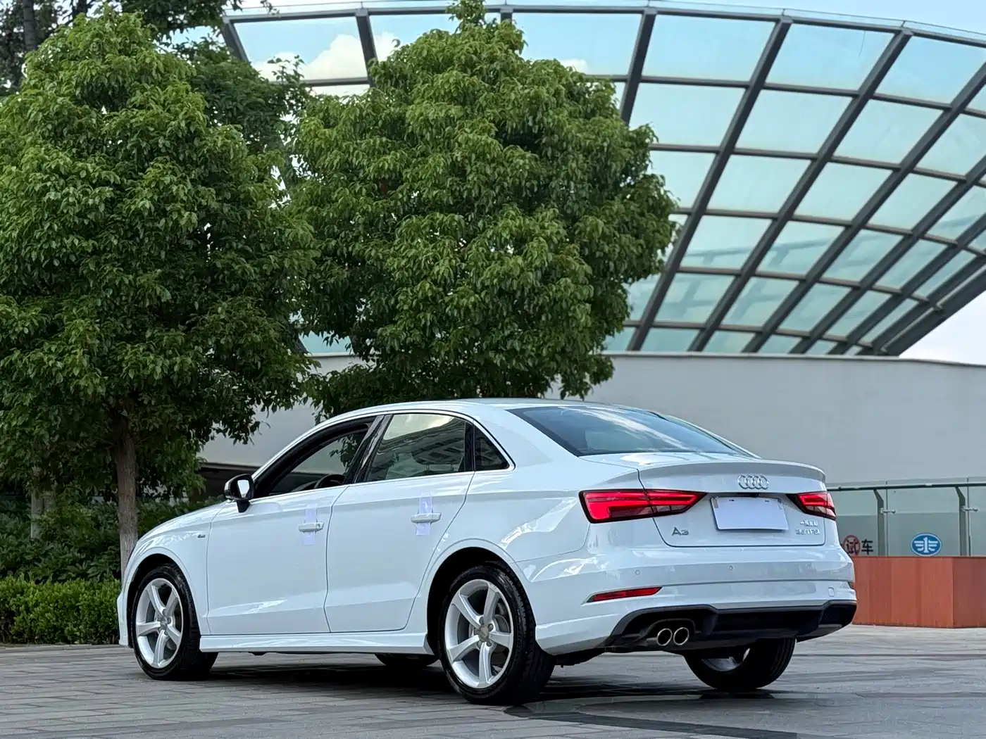 Audi A3 2017 Limousine 35 TFSI Fashion фото 9