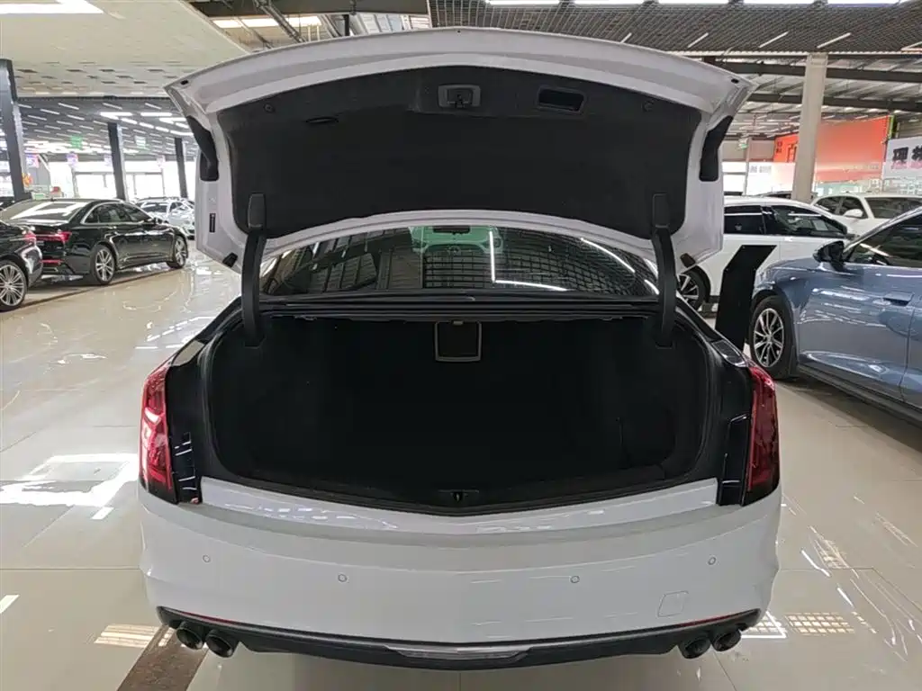 Cadillac CT6 2019 28T Fashion Model фото 19