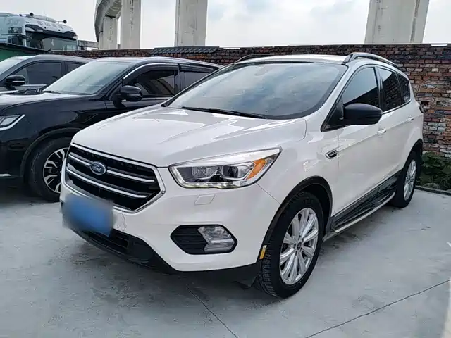  Ford Ford Kuga 2017 EcoBoost 245 AWD Luxury