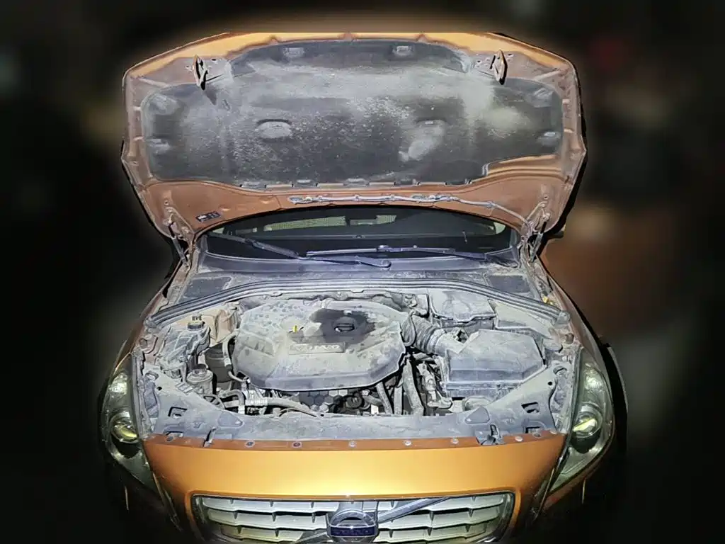 Photo 3 - Volvo S60 (Import)