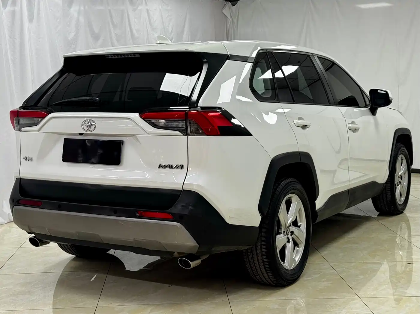 Toyota RAV4 Rongfang 2020 2.0L CVT 2WD Trend Edition фото 9