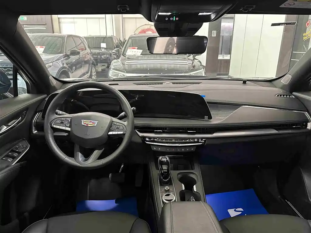 Cadillac XT4 2024 28T 2WD Premium фото 13