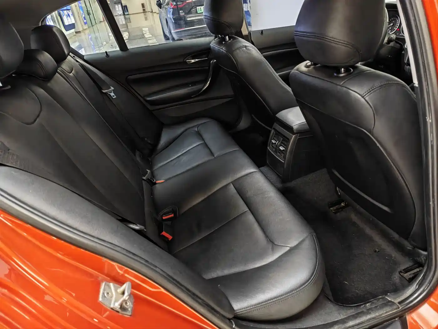 BMW 1 Series (Import) 2013 Facelift 118i Leading Model фото 10