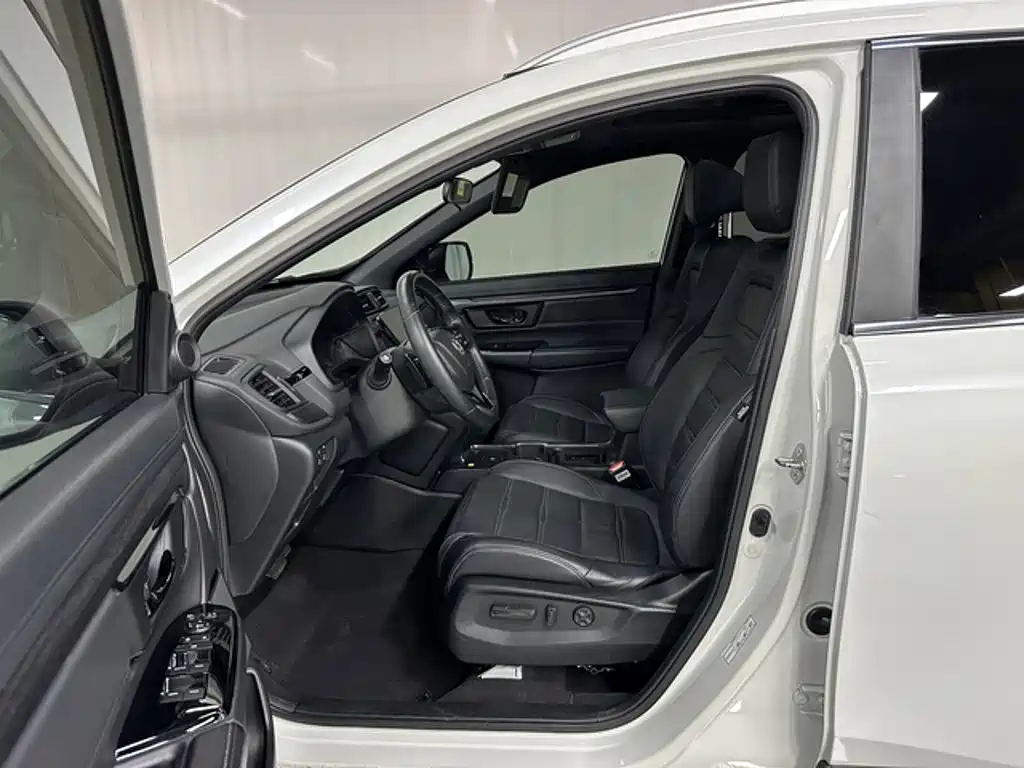 Фото 11 - Honda CR-V