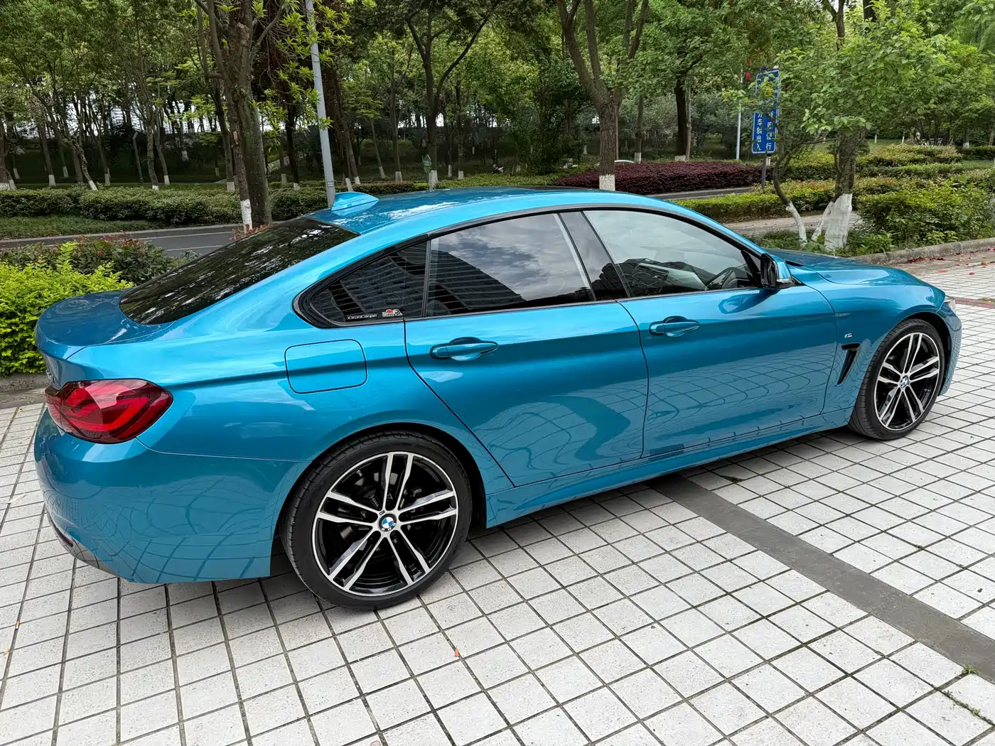 BMW 4 Series 2017 425i Gran Coupe Leading M Sport Package фото 7