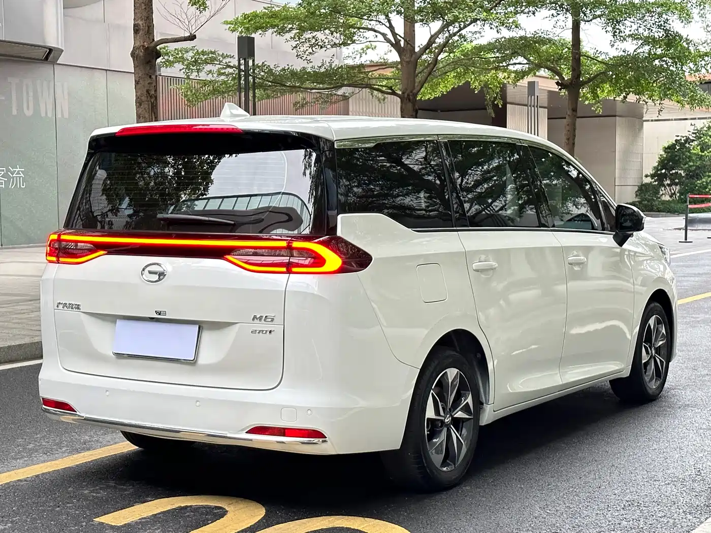 GAC Trumpchi Trumpchi M6 2021 PRO 270T DCT Premium Edition фото 19