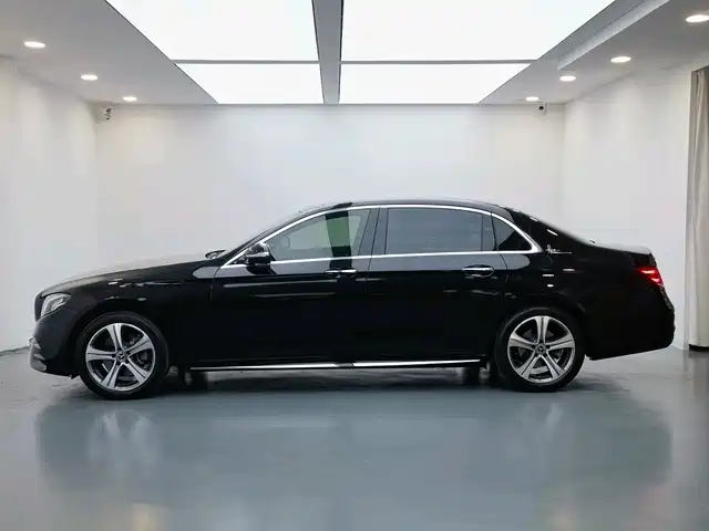 Mercedes-Benz E-Class 2020 Facelift E 260 L Sport фото 2