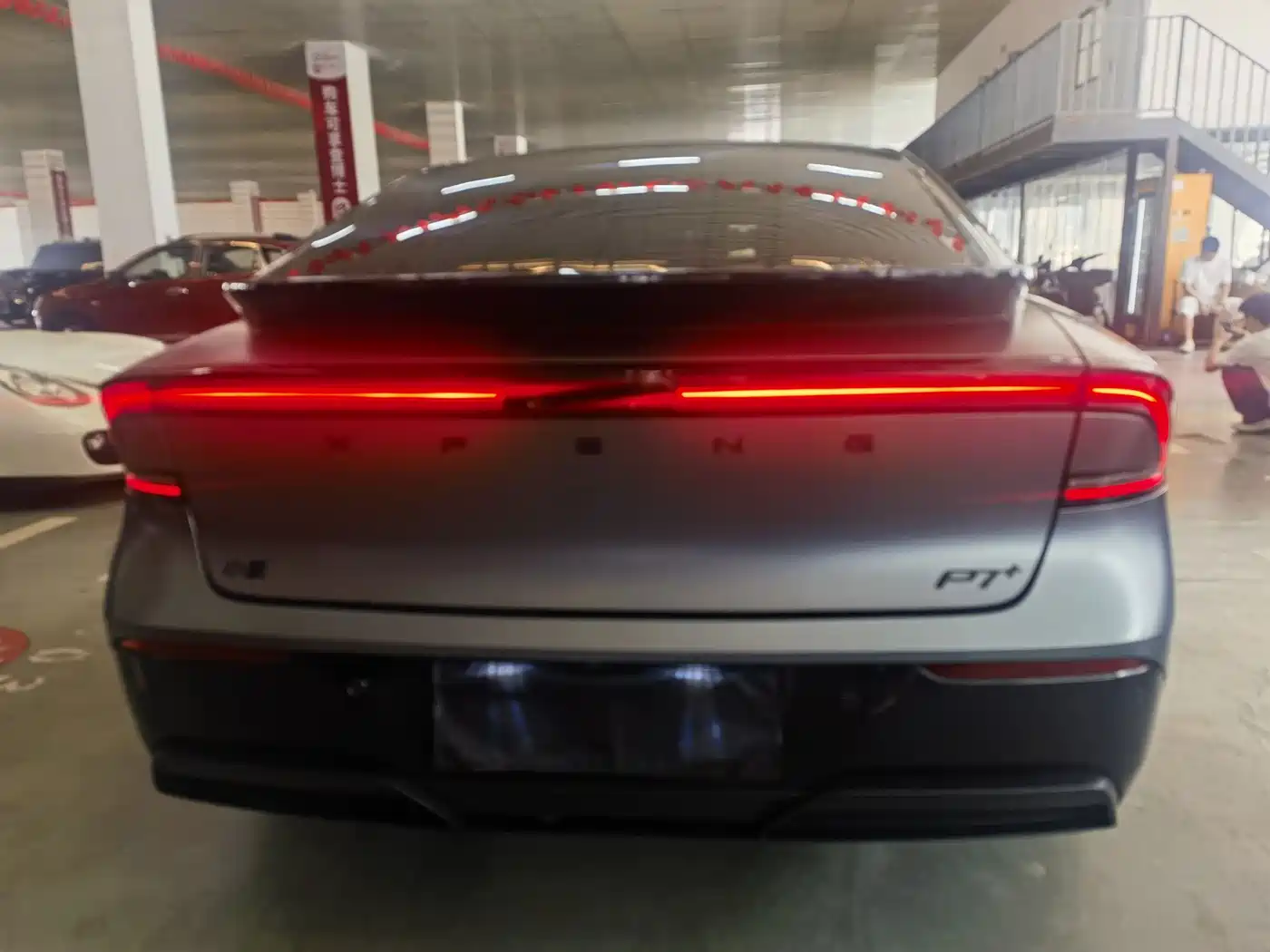 Фото 5 - XPeng P7+
