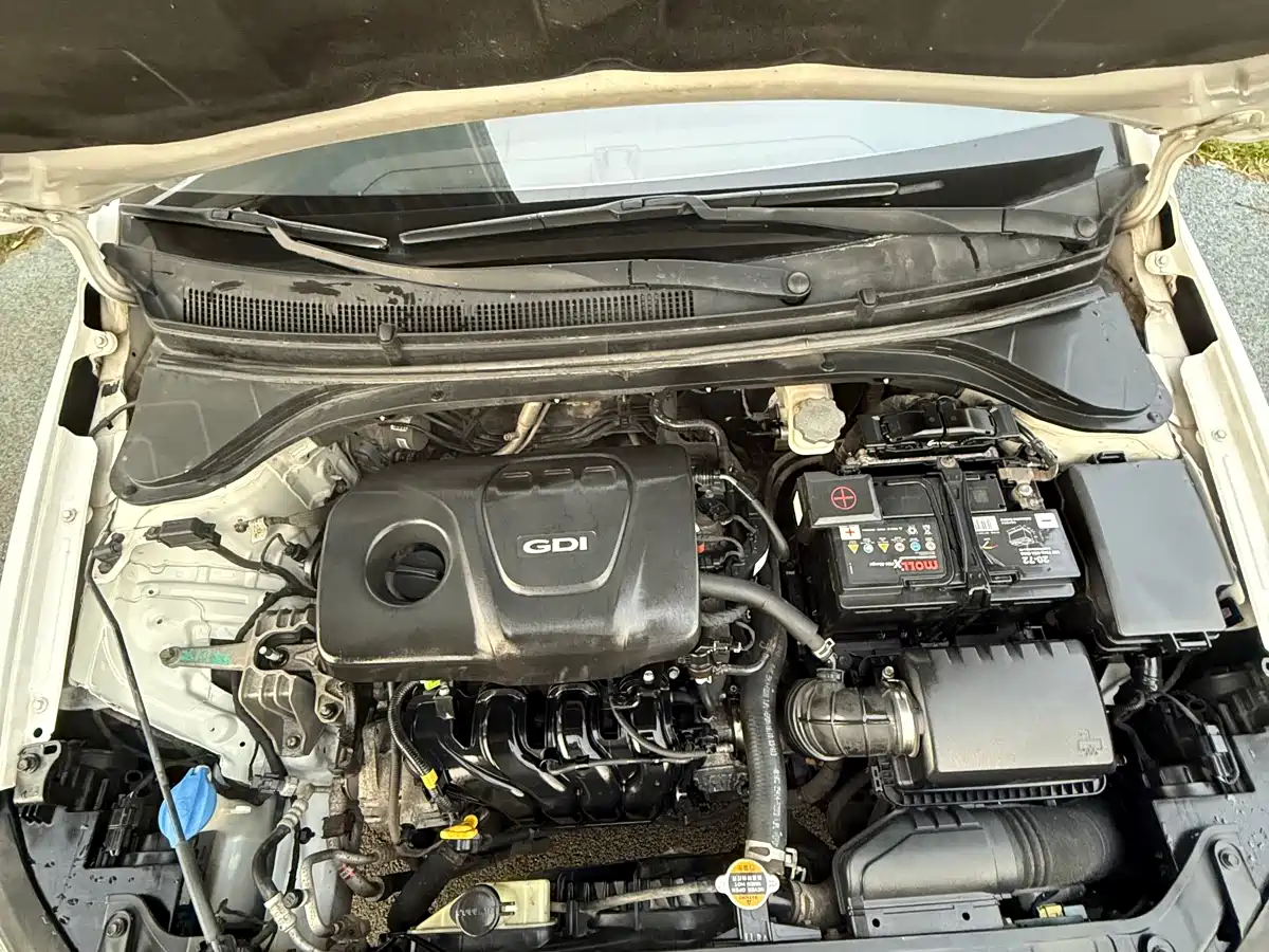 Hyundai Elantra 2016 Model 1.6L Automatic Smart Elite фото 20