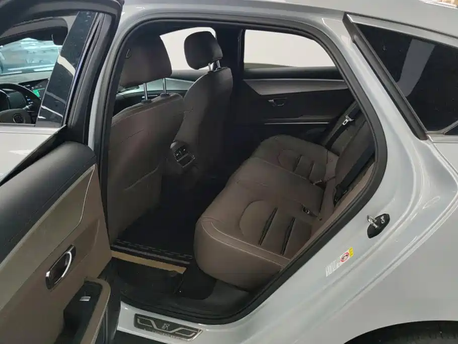 BYD Han 2025 2025 DM-i 125KM Comfort