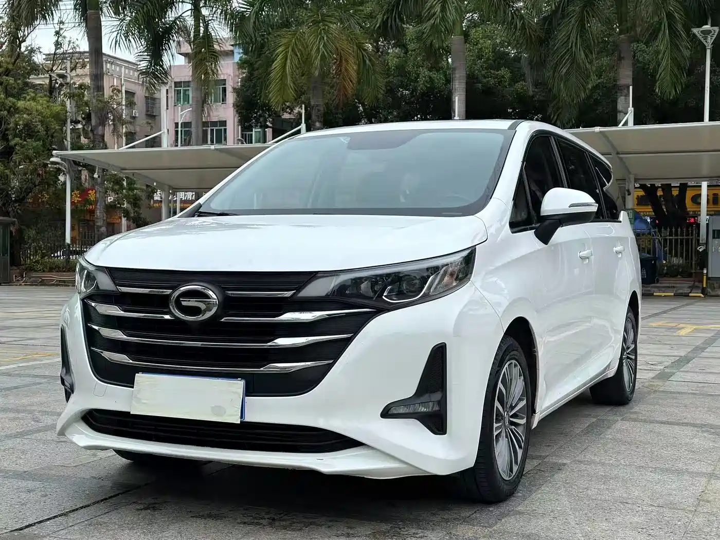GAC Trumpchi Trumpchi M6 2019 270T Automatic Premium Edition (7-Seater) China V