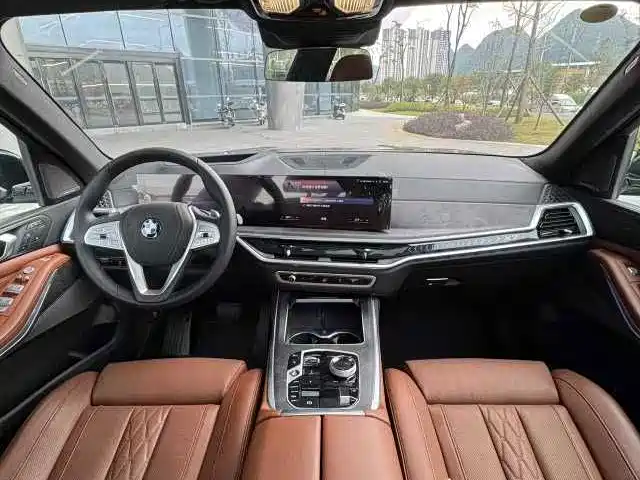 BMW X7 2025 2023 xDrive40i Exclusive Luxury Package