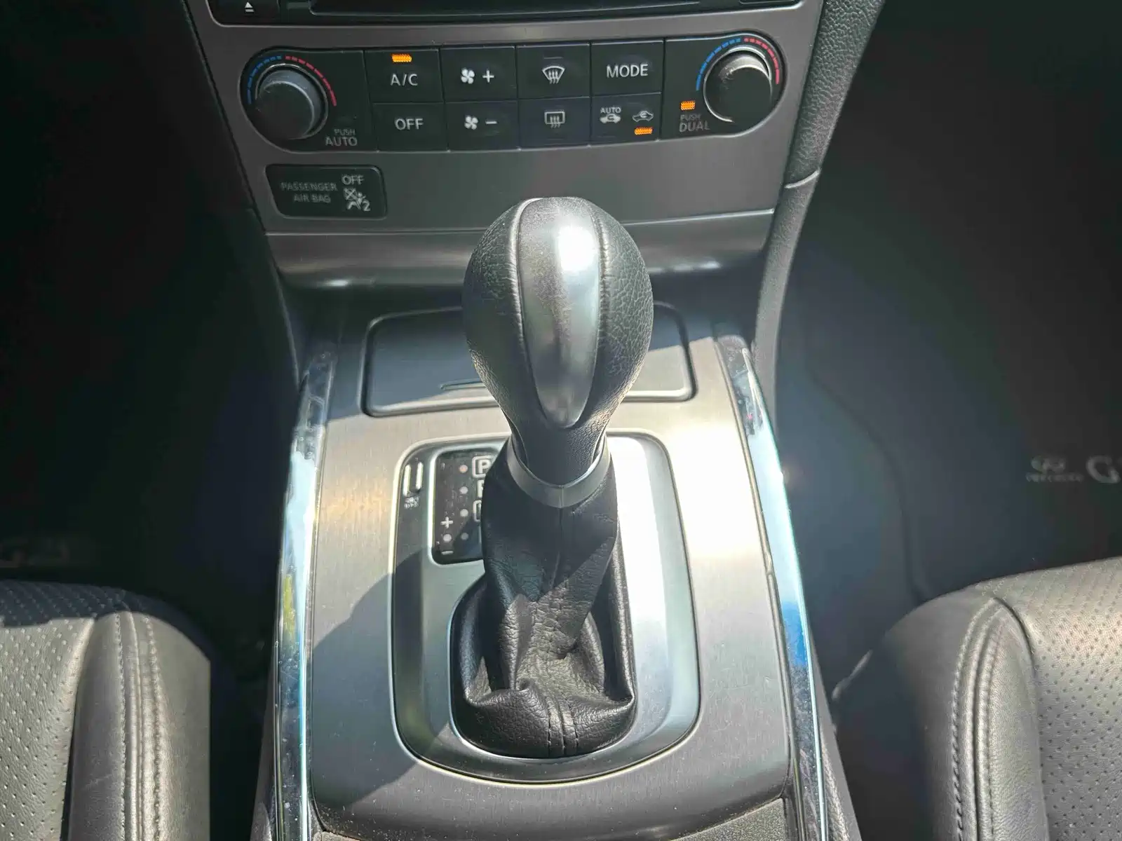 Фото 20 - Infiniti G Series