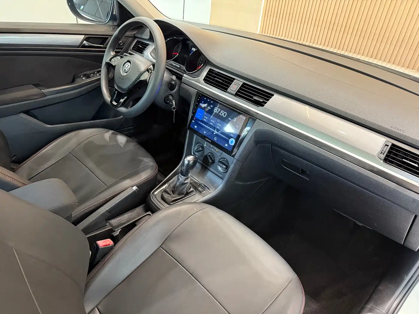 Volkswagen Bora 2018 1.5L Automatic Fashion фото 11