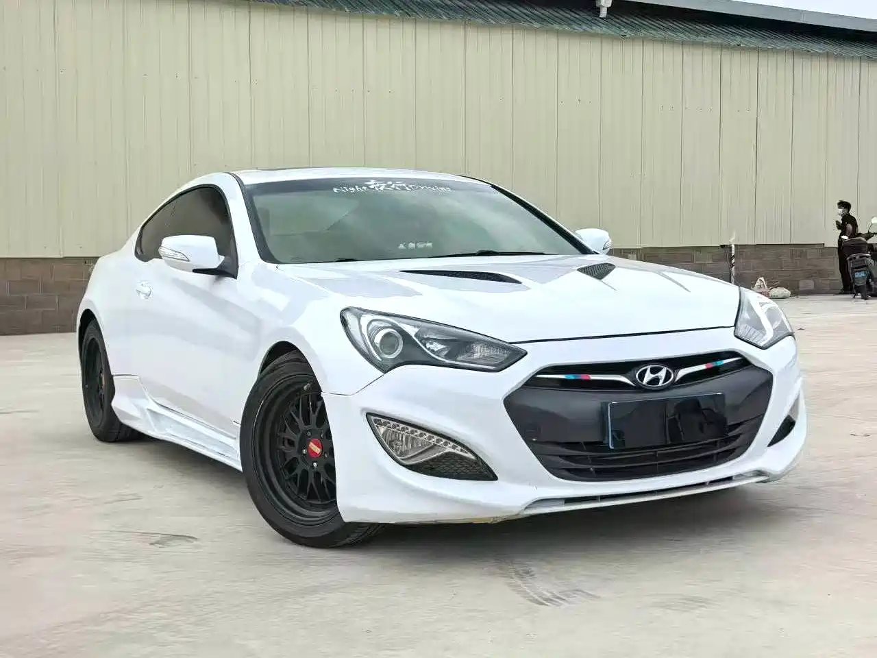 Hyundai Genesis Coupe 2013 2012 2.0T Automatic Elegant Edition