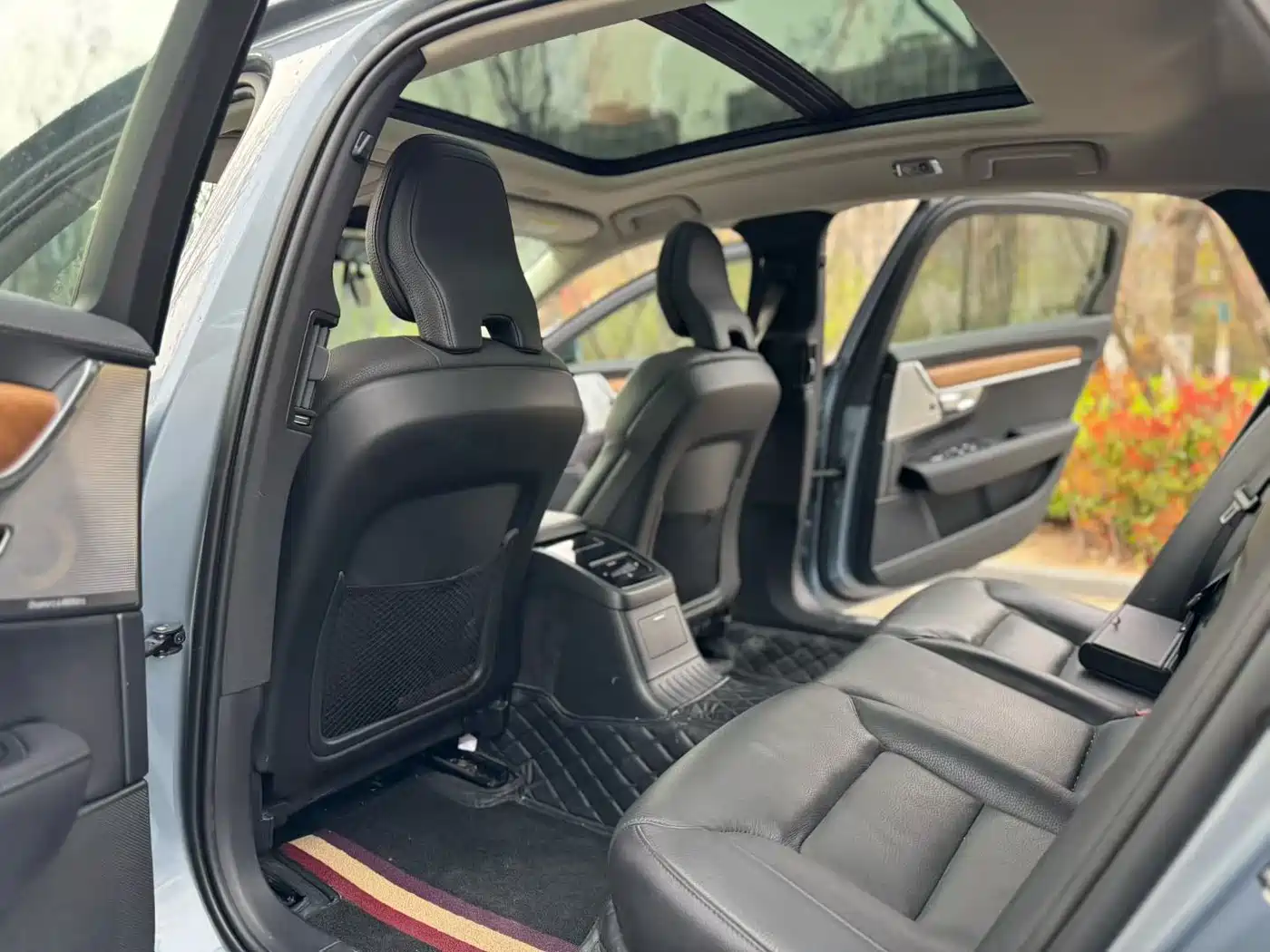 VOLVO S90 PLUG IN HYBRID