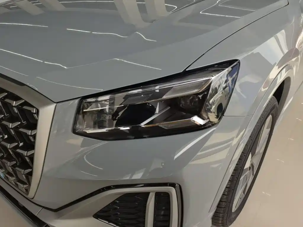 Audi Q2L 2026 2025 35TFSI Fashion Dynamic