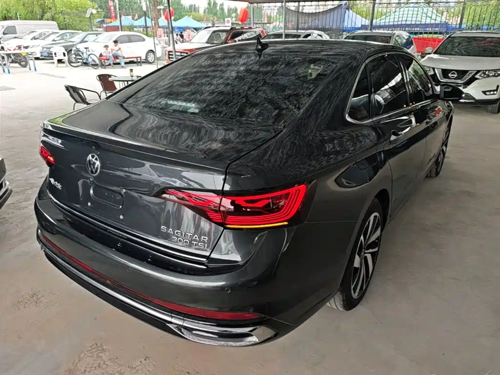Volkswagen Sagitar 2023 300TSI DSG Excellence Edition фото 7