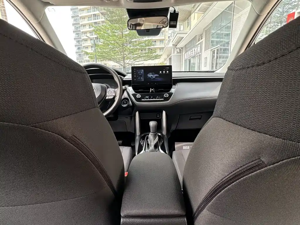 Toyota Corolla Cross 2024 2.0L Smart Hybrid Dual Engine Pioneer Edition фото 19