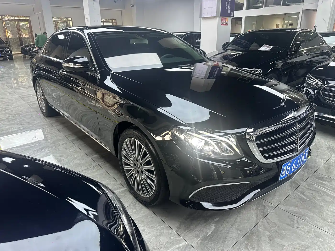 Mercedes-Benz E-Class 2020 E 300 L Fashion фото 3