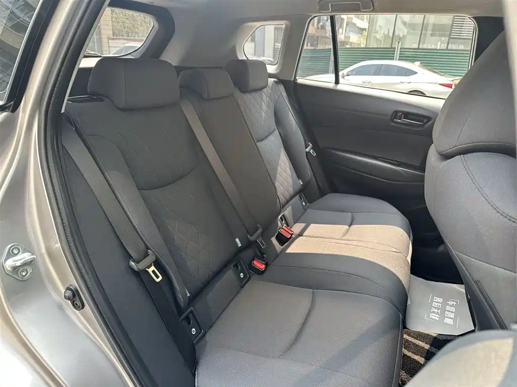 Toyota Corolla Cross 2024 2.0L Smart Hybrid Dual Engine Pioneer Edition фото 15