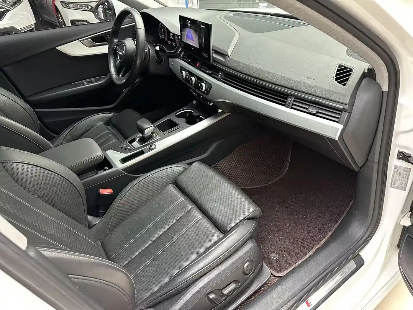 Audi A4L 2022 40 TFSI Fashion Dynamic фото 5
